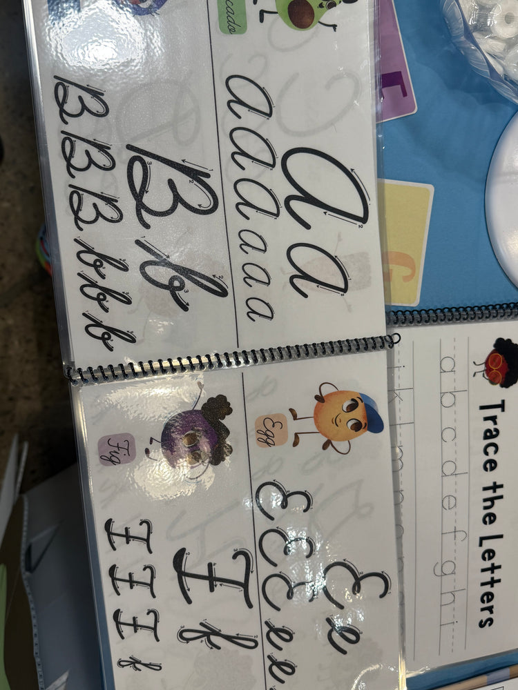 CURSIVE Write, Wipe, and Learn: Fruit & Veggie Alphabet Workbook